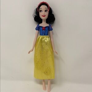 11” Disney Snow White Hasbro Toy Doll Classic Princess Doll (no shoes )